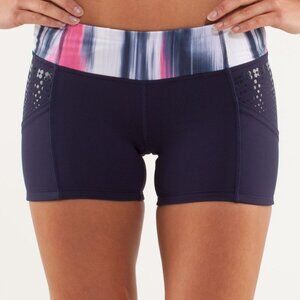 LULULEMON Run: Shorty Short Low Rise  Mirage Deep Indigo Size 8